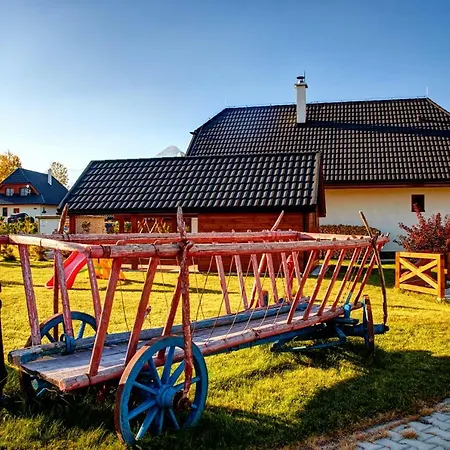 Semesterbostad House Sabala 1 *